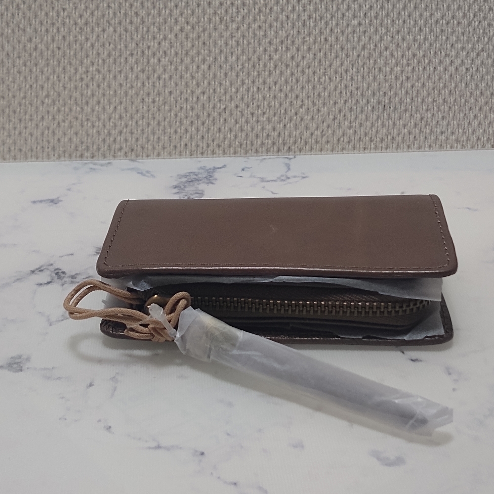 HOBO Dart Card and Coin Leather Wallet - Picture 6 of 12